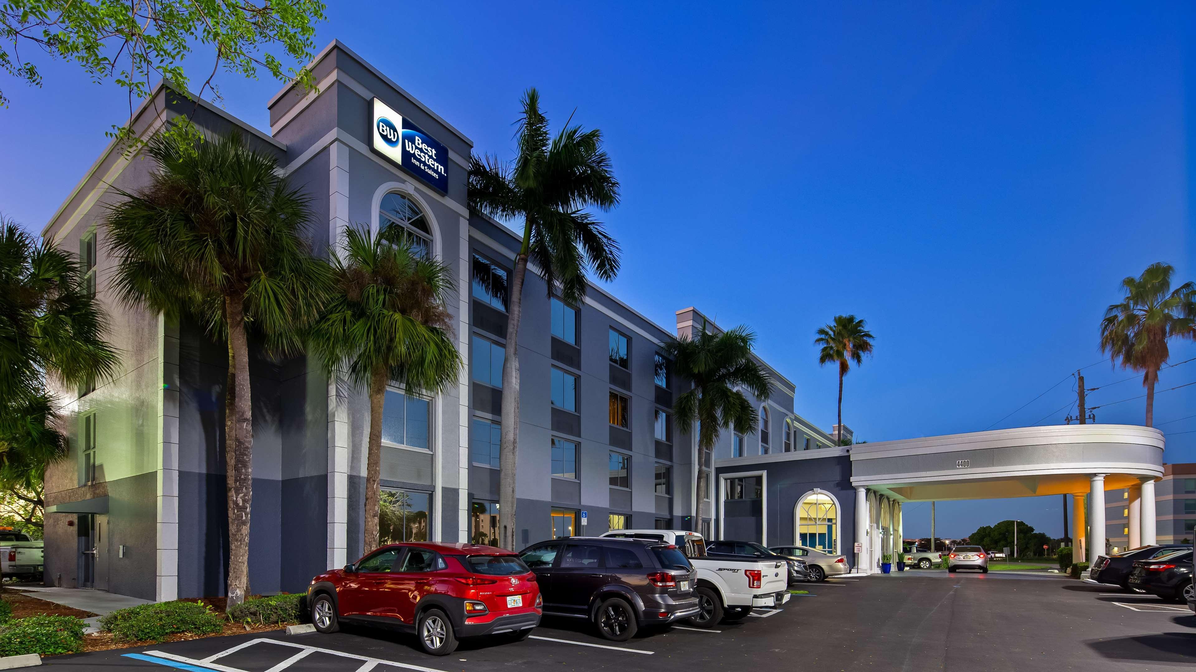 Best Western Fort Myers Inn And Suites Exterior foto